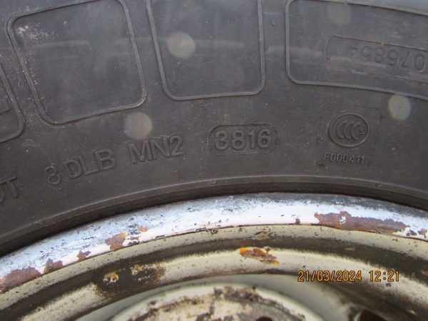 225 / 75 R 17,5 LKW Reifen mit Felge WestLake M + S – Bild 2