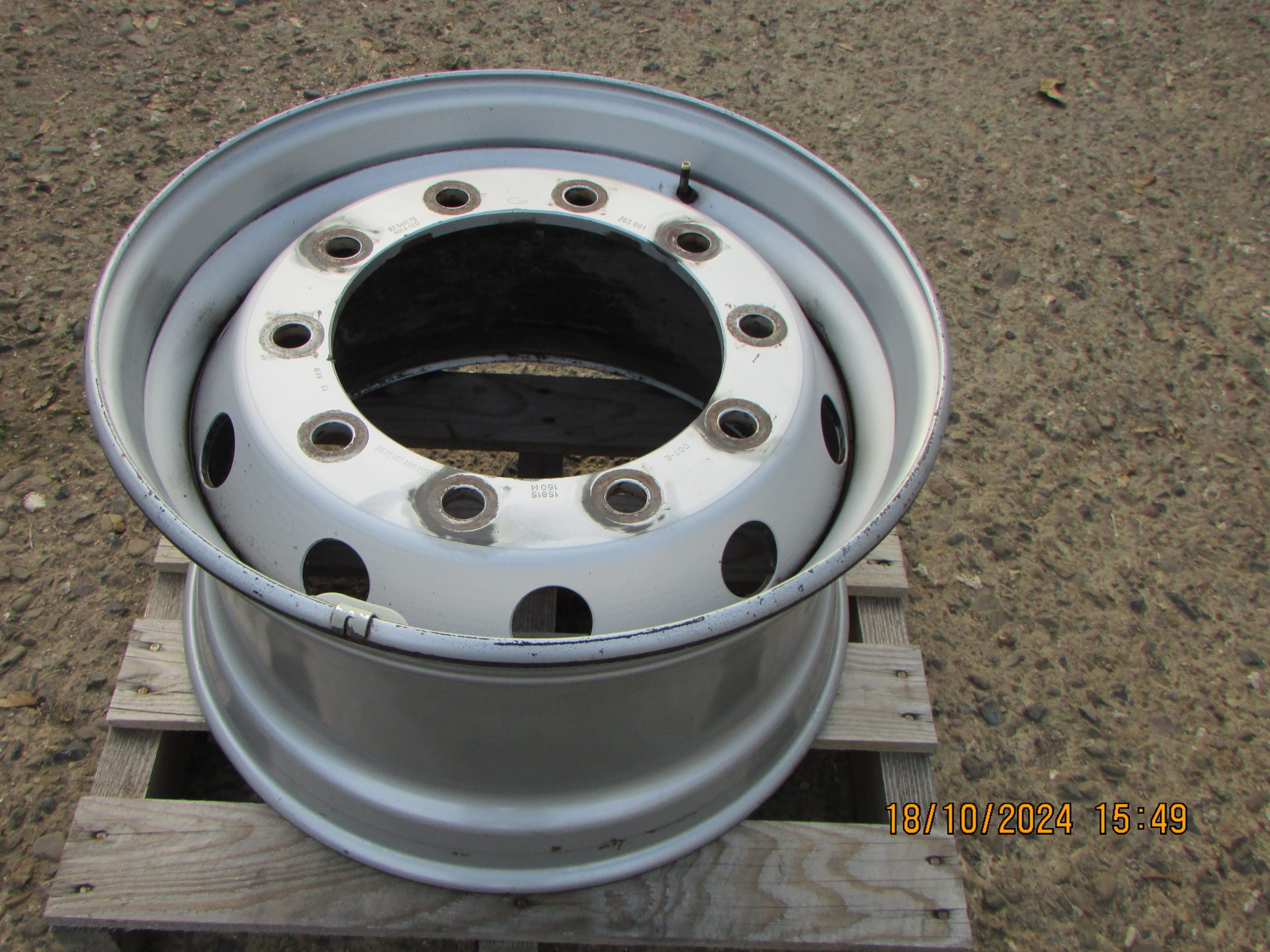 Stahlfelge 11,25 x 22,5 MB MAN IVECO Anhänger Auflieger